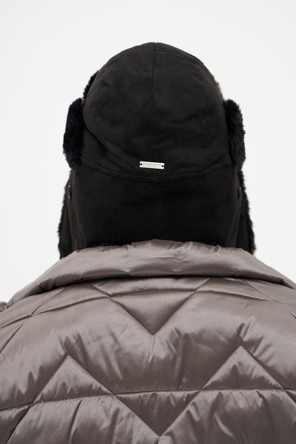 Шапка Seeberger чёрная с мехом