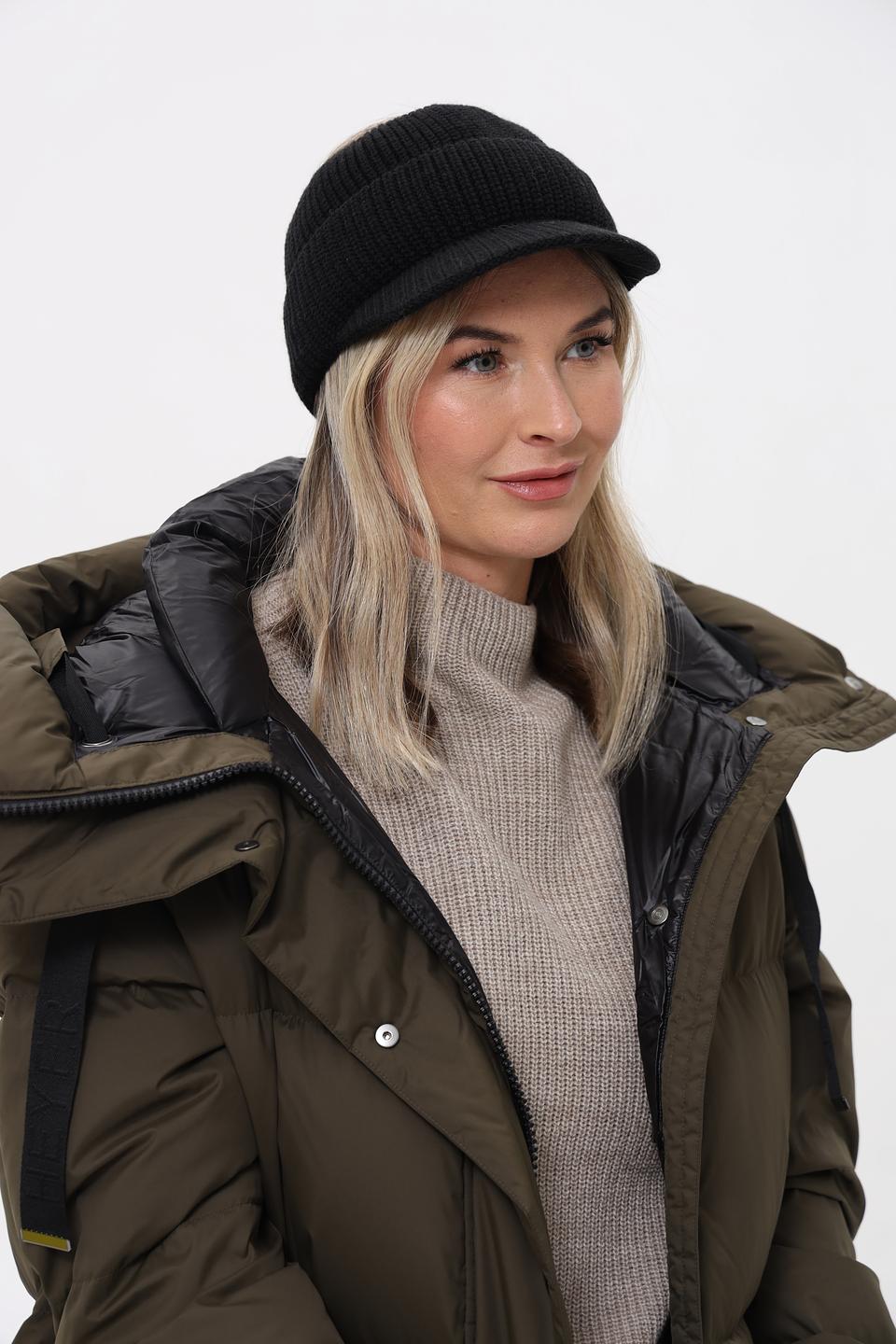 Шапка Marhatter вязаная чёрная