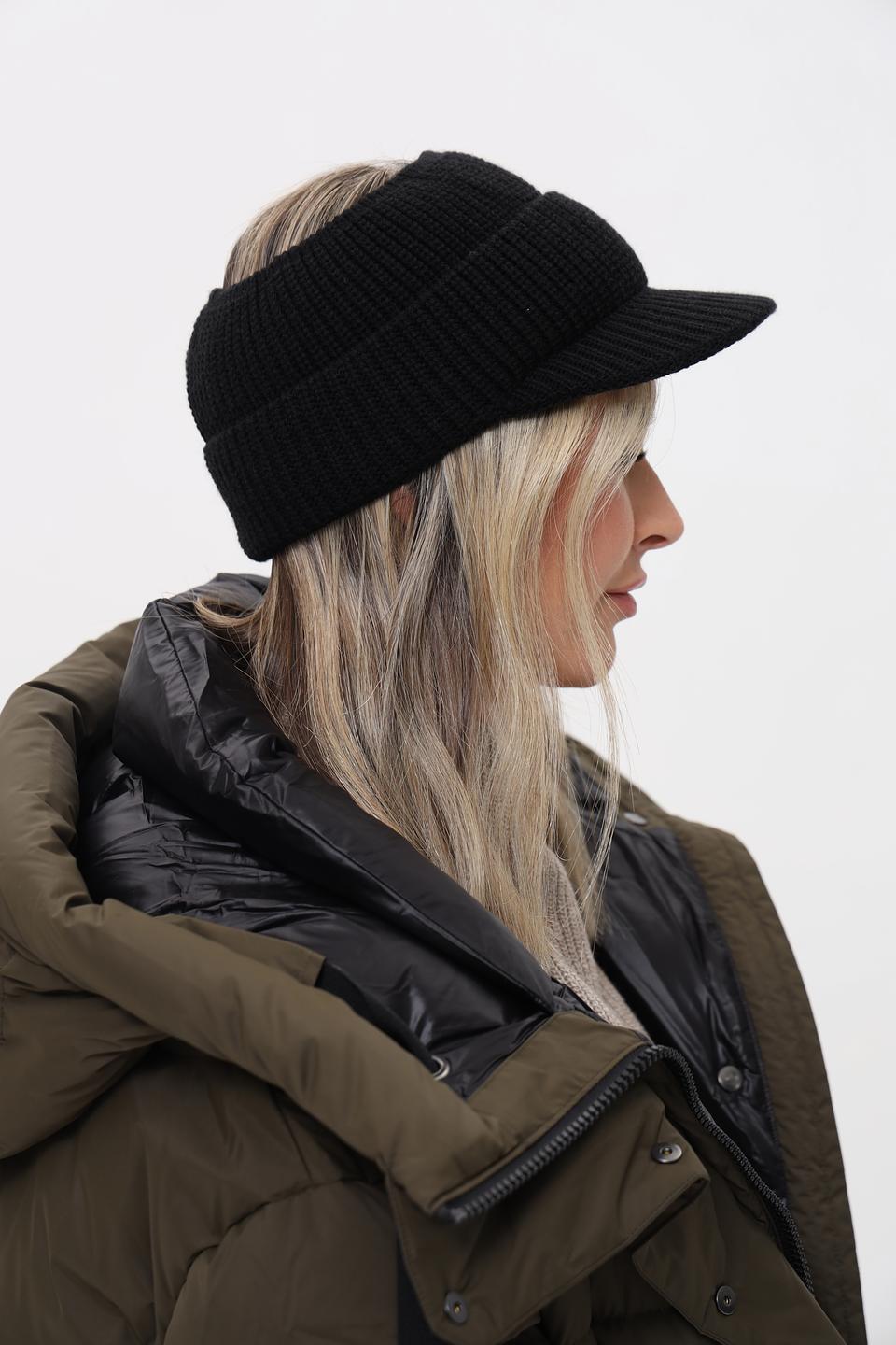 Шапка Marhatter вязаная чёрная