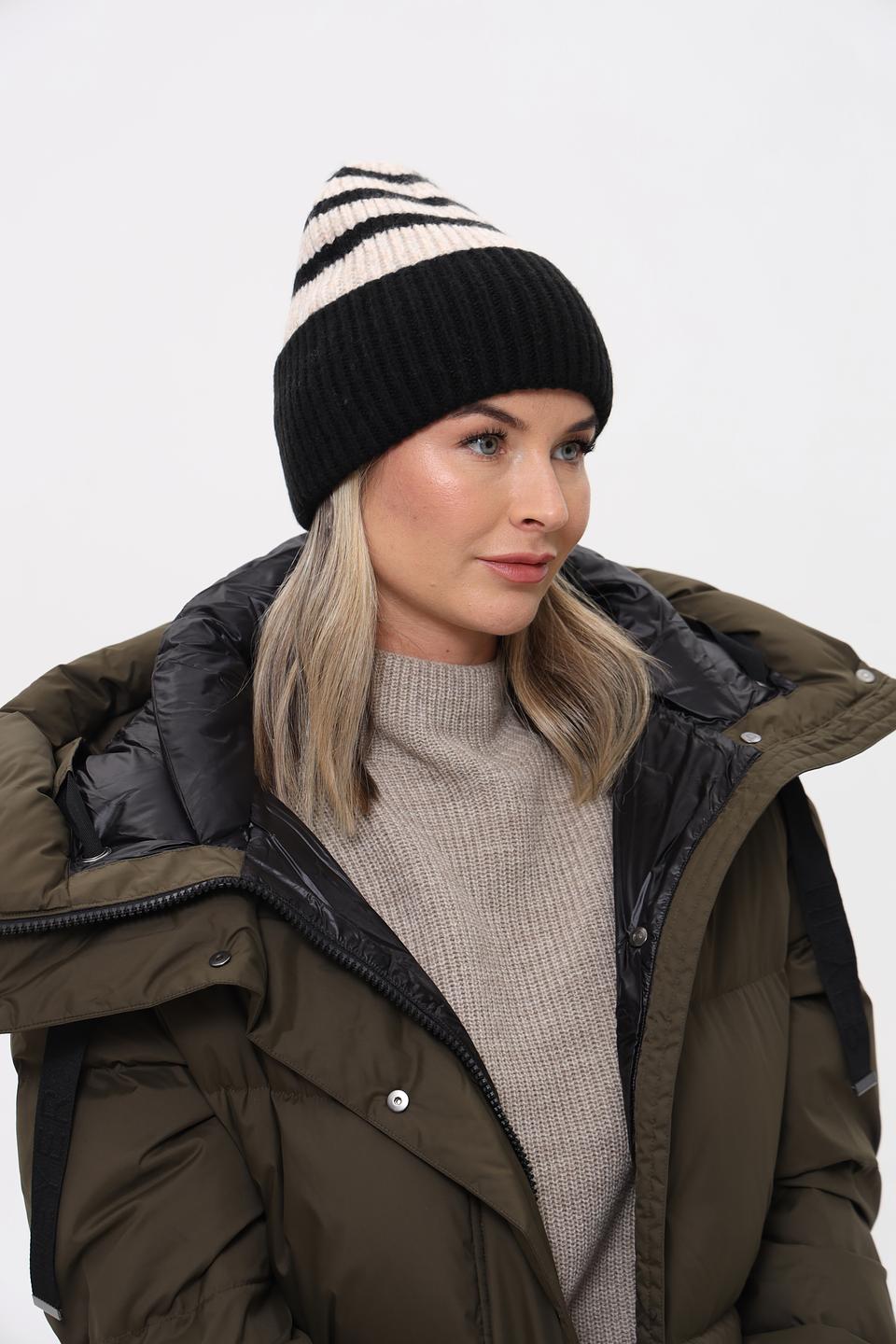 Шапка Fraas в полоску