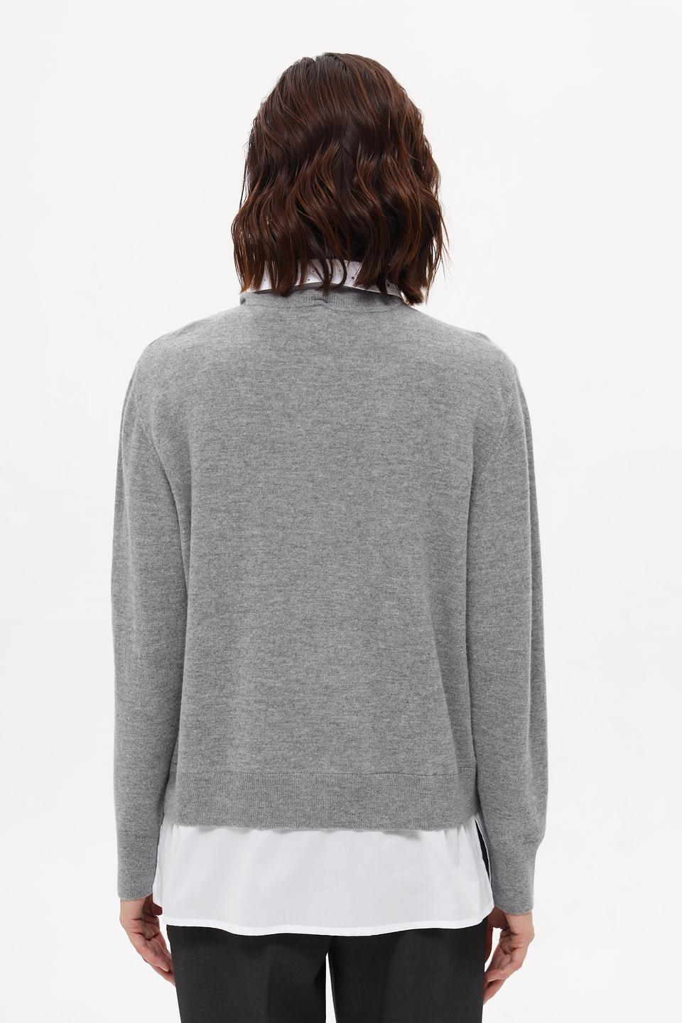 Блуза Margittes серая V-образный вырез