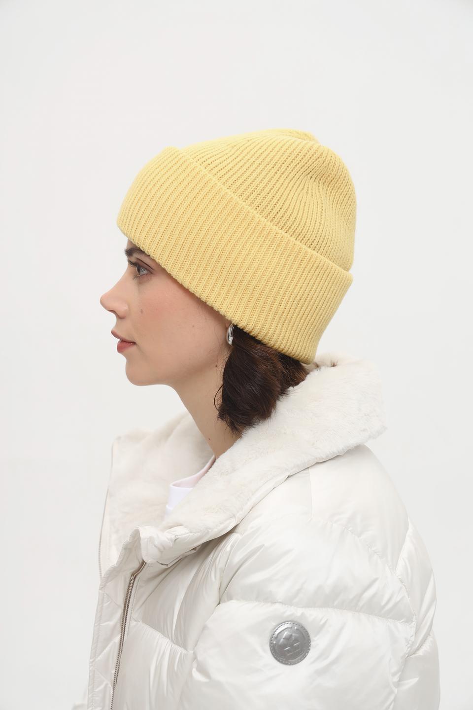 Шапка Seeberger вязаная жёлтая