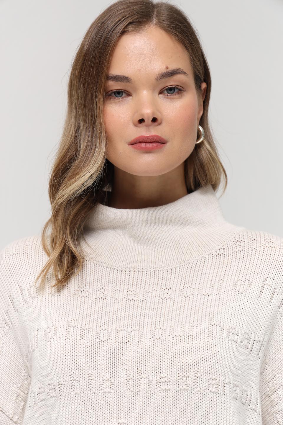 Пуловер Oui с узором "сердца"