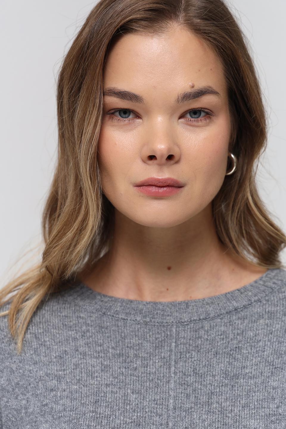 Пуловер Lecomte серый меланж