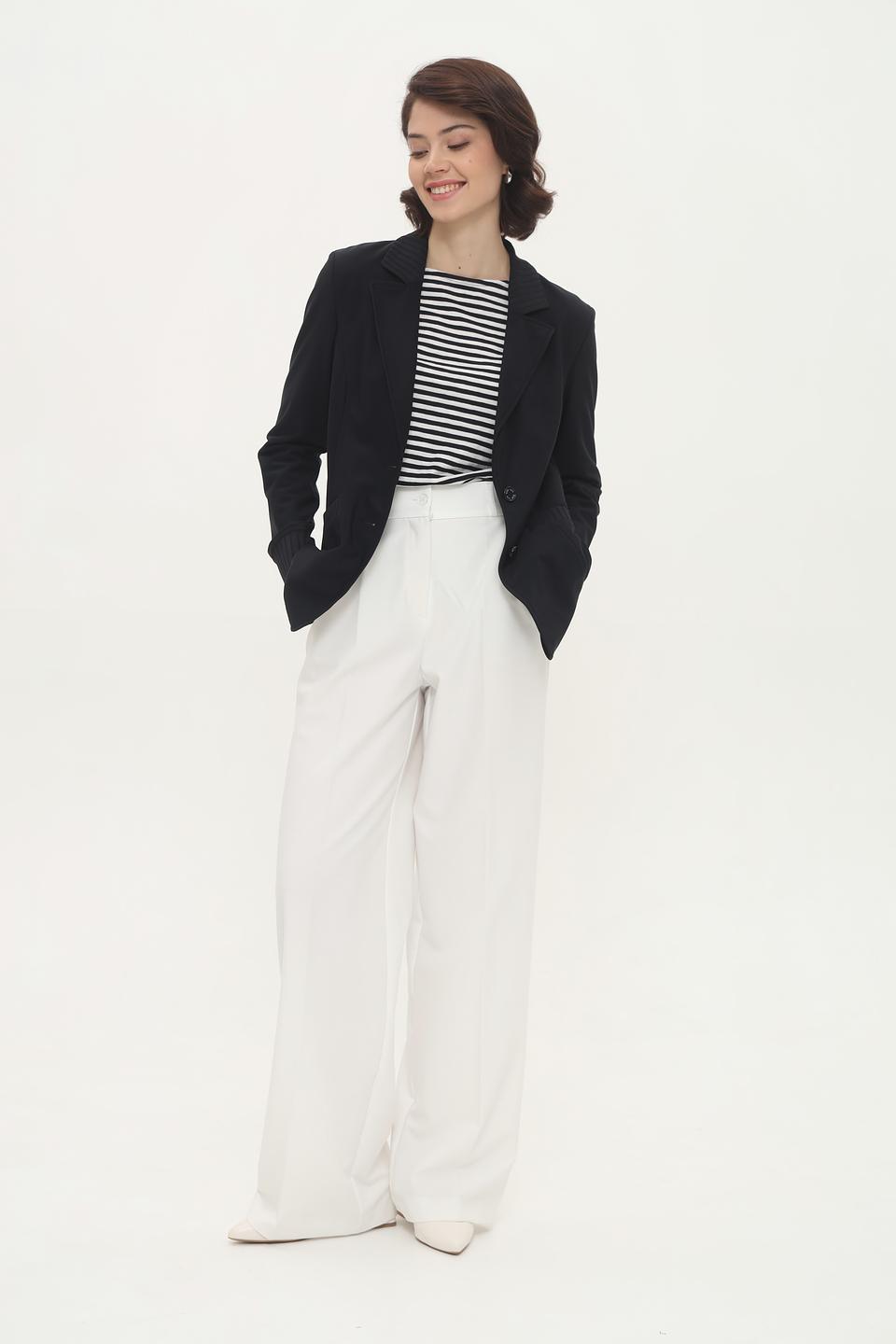 Жакет Marc Cain чёрный приталенный