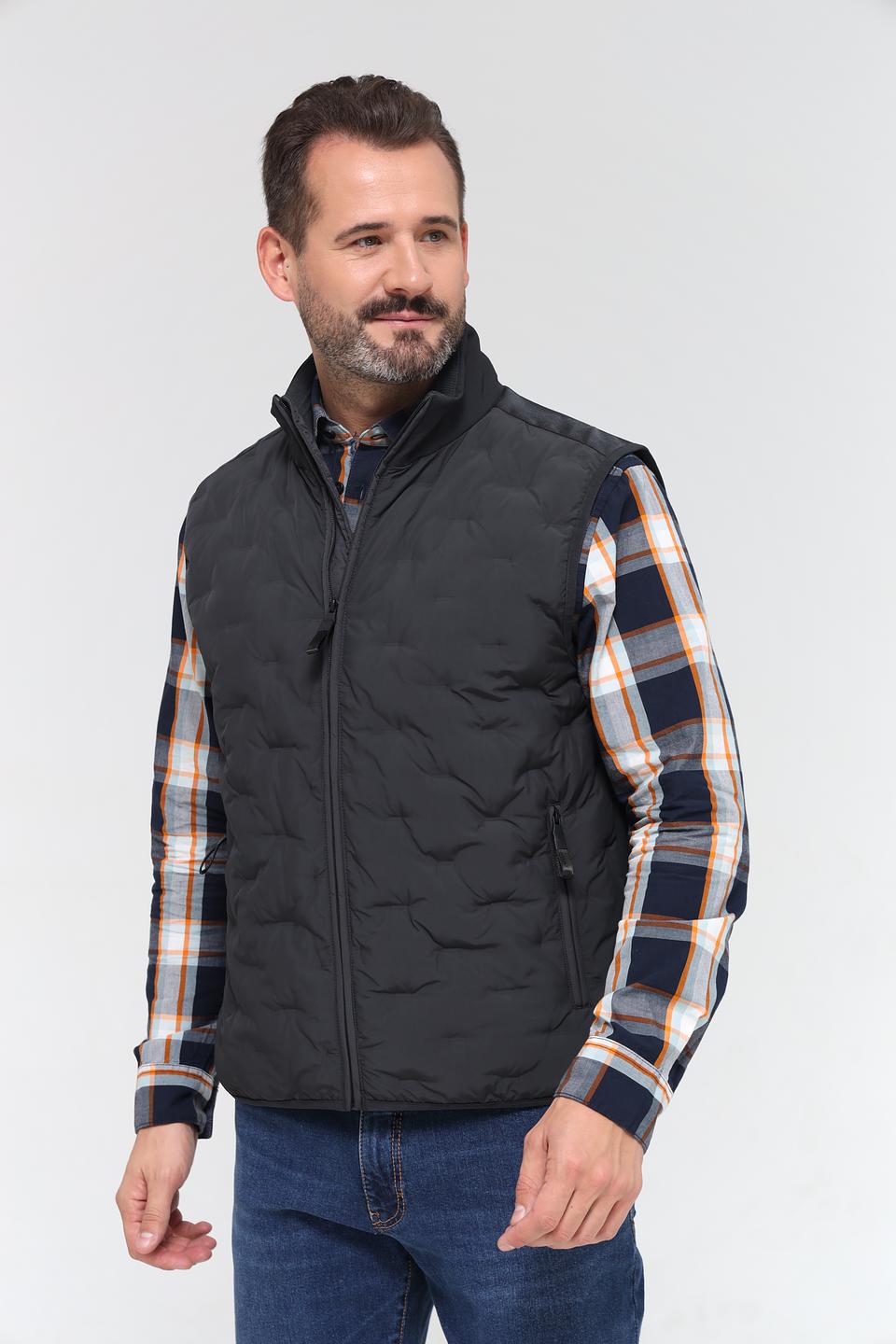 Жилет Time Zone стеганый чёрный