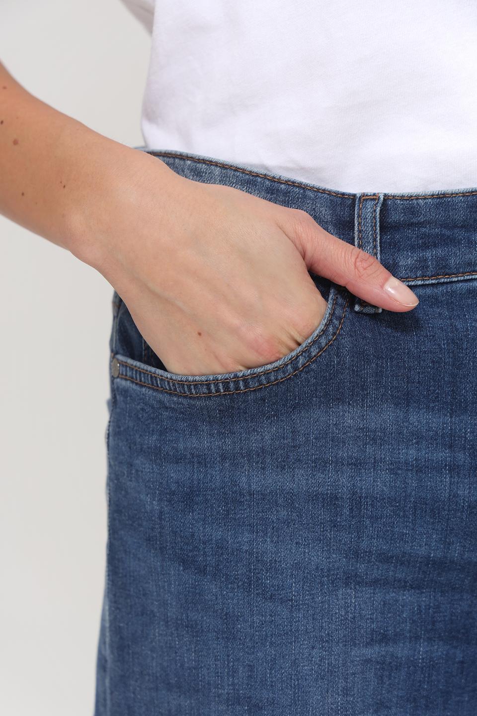 Джинсы клеш Marc Cain синие