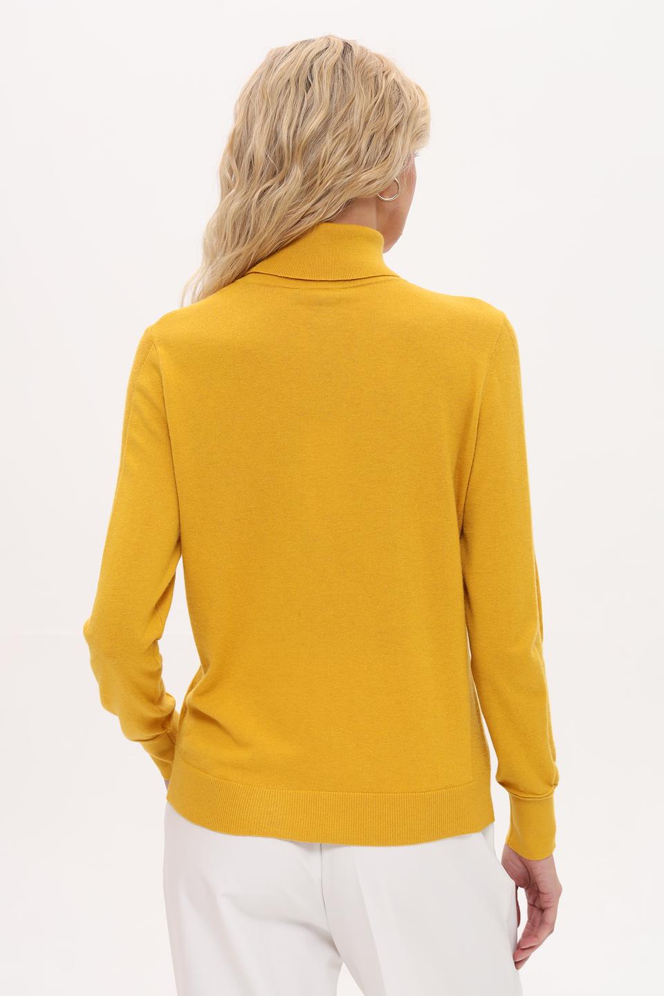 Водолазка Pezzo горчичная