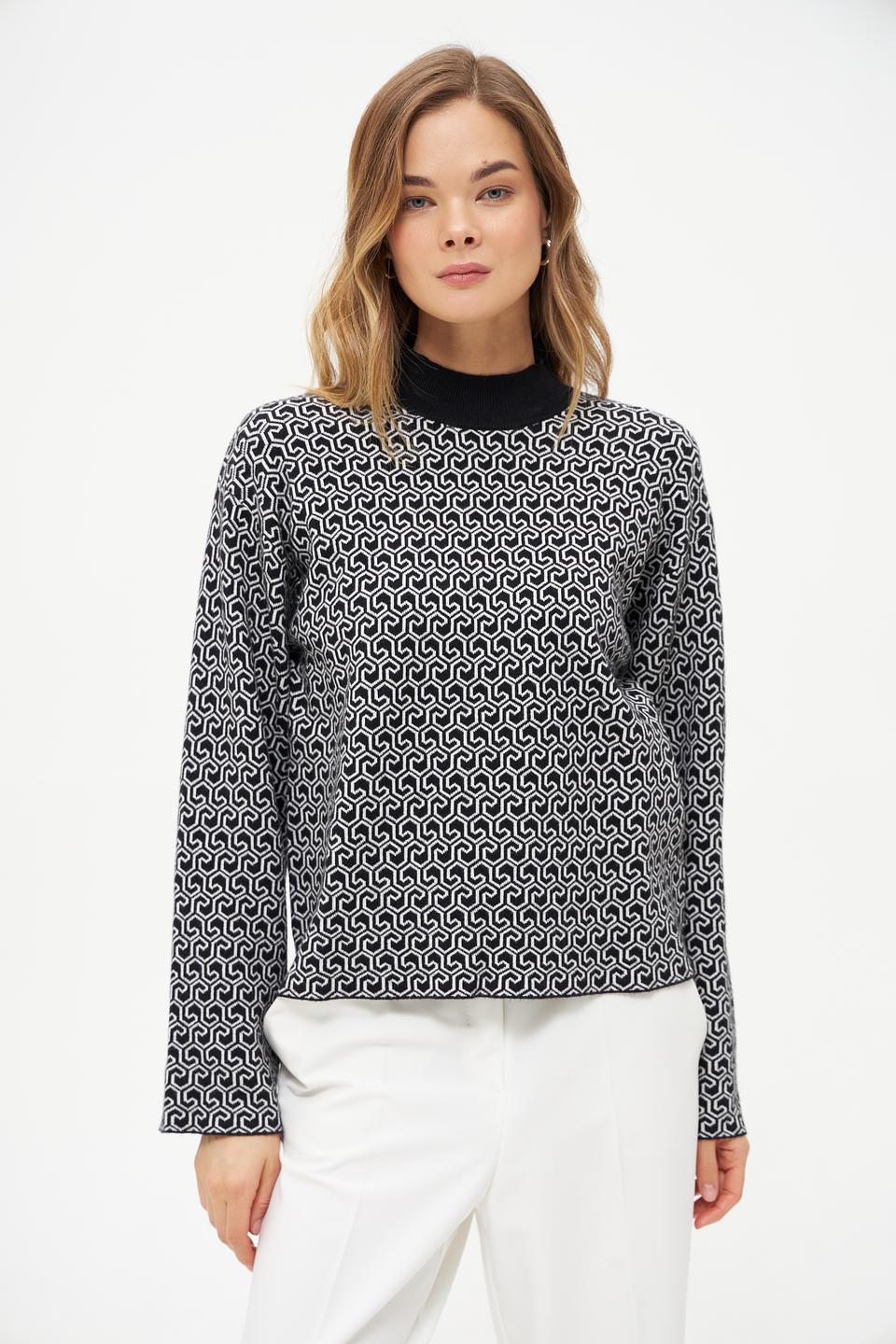 Пуловер Broadway с геометрическим принтом