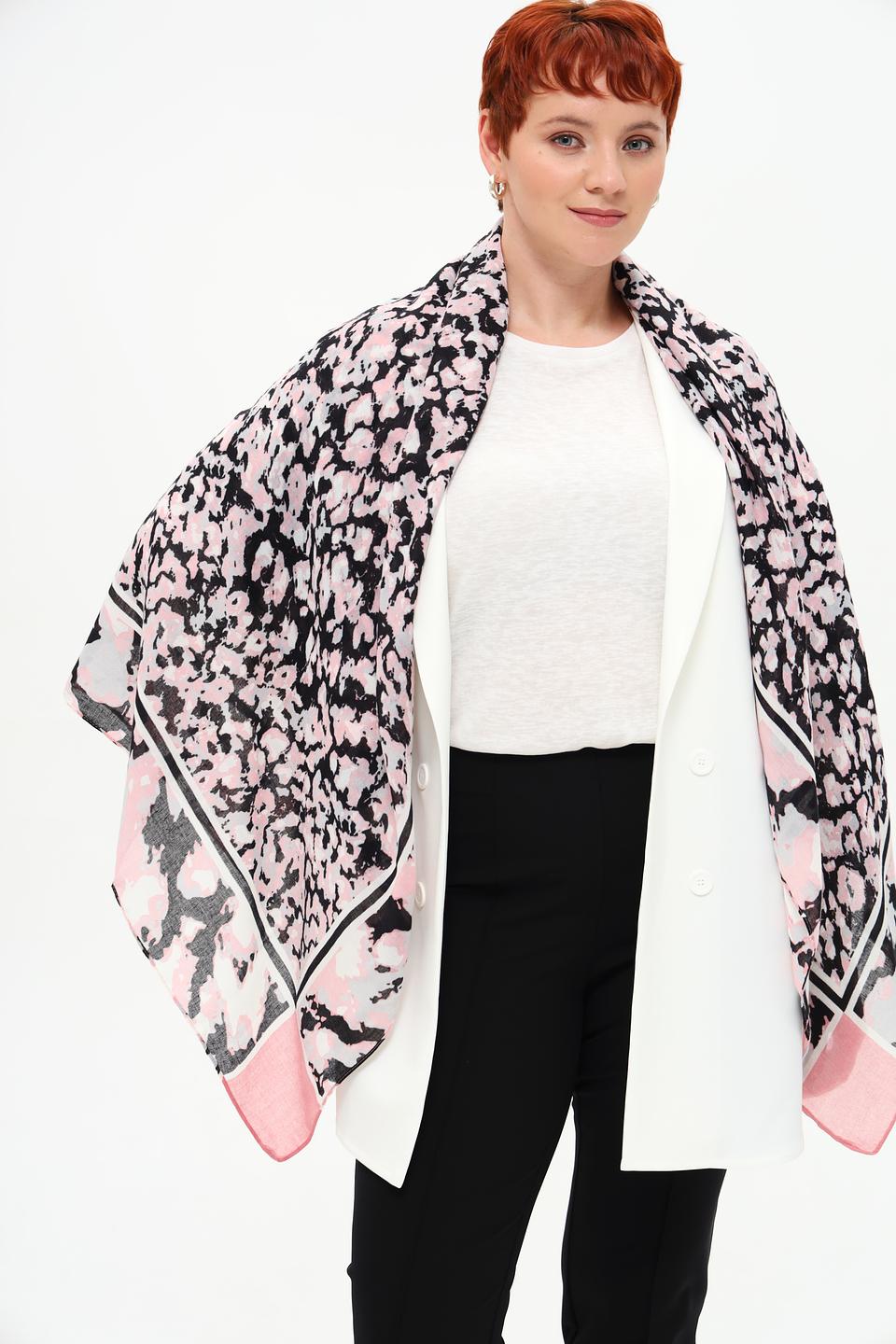 Платок Taifun с леопардовым принтом