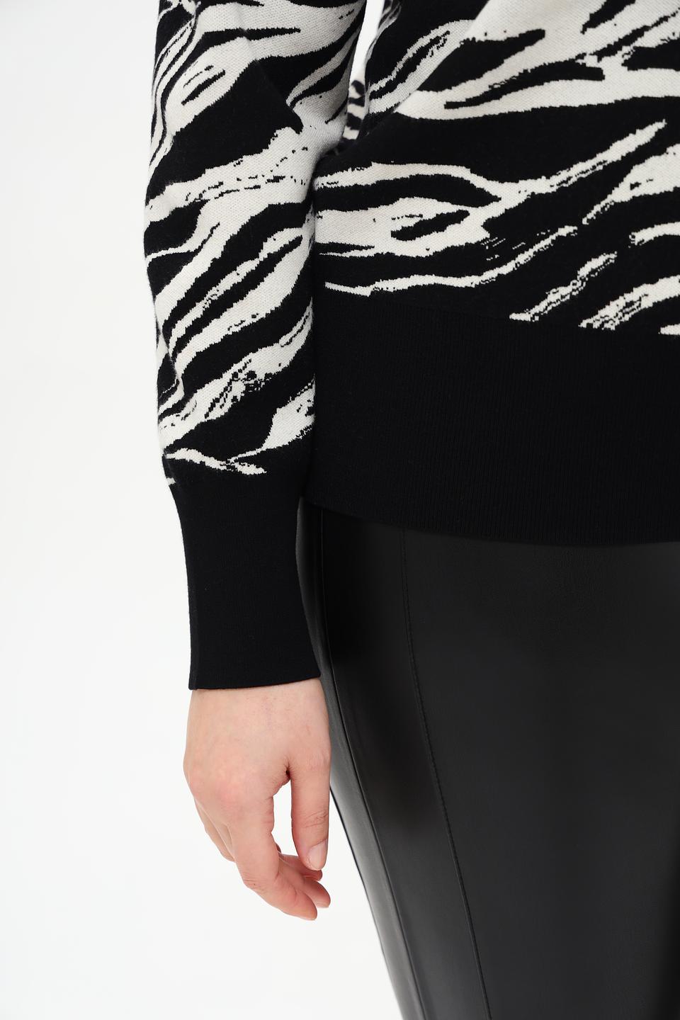 Водолазка Gerry Weber принт зебра