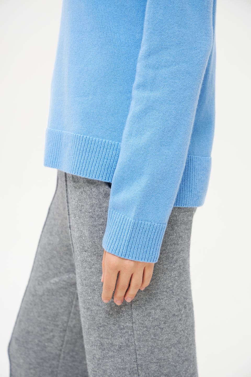 Пуловер Rabe collection голубой с воротником-стойкой