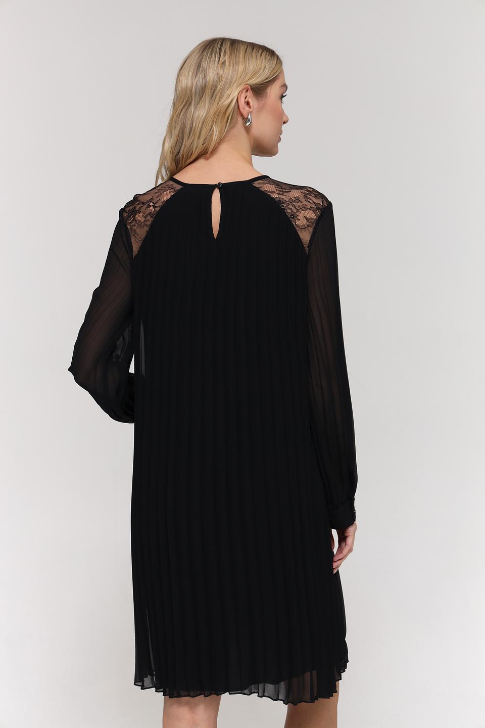 Платье Gerry Weber чёрное с кружевом