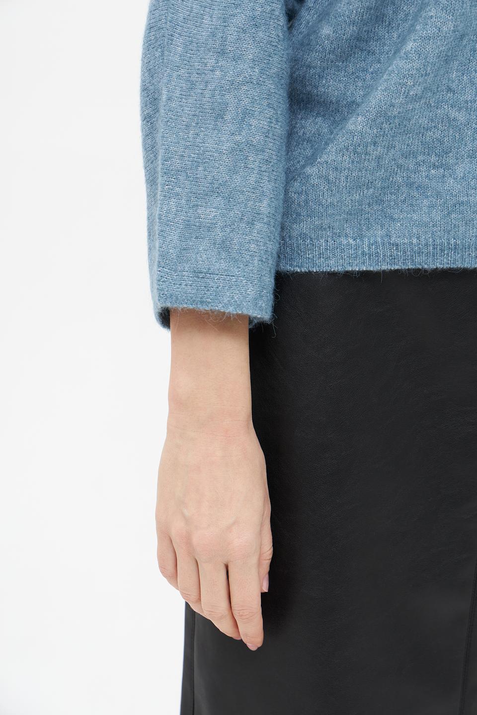 Пуловер Broadway V-образный голубой