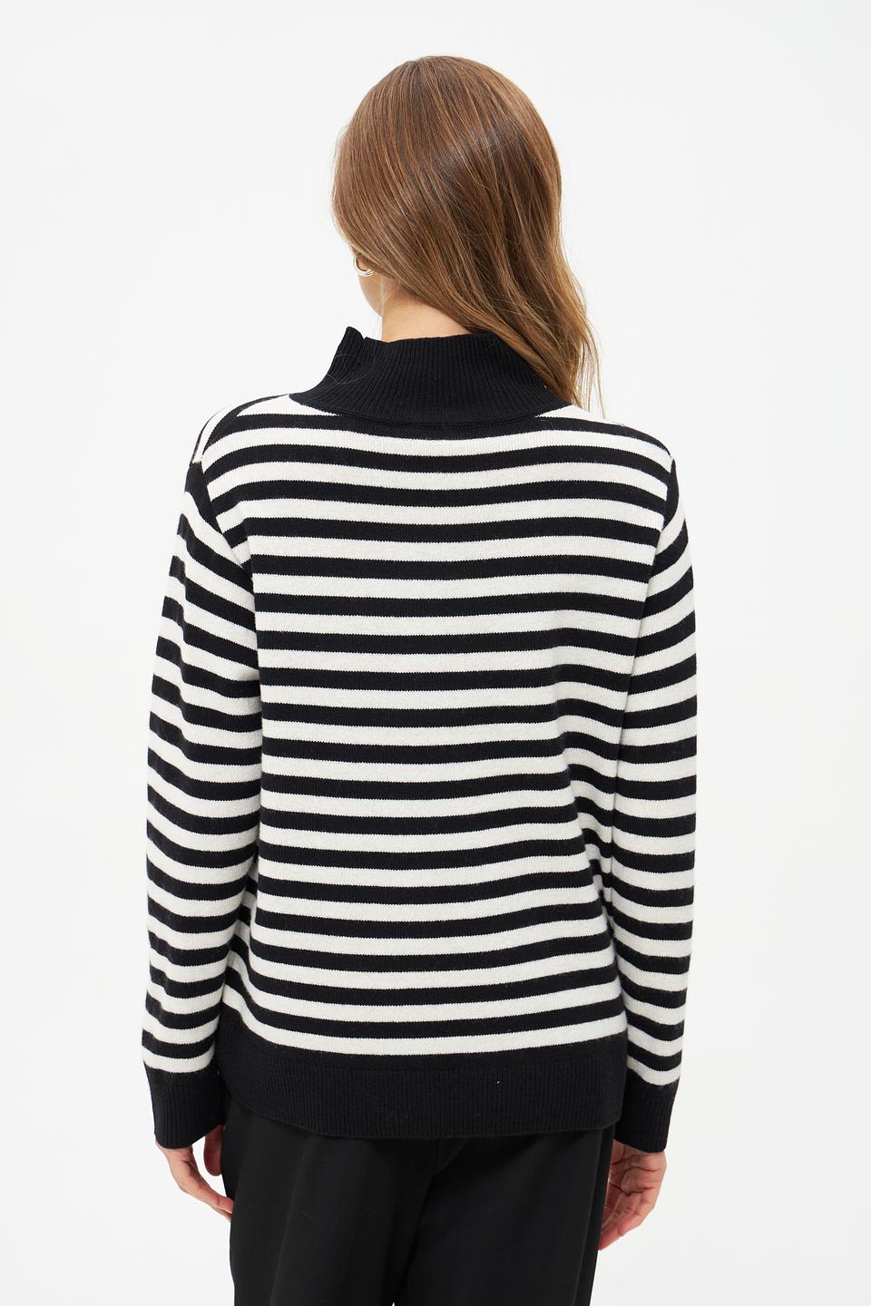 Пуловер Oui в полоску