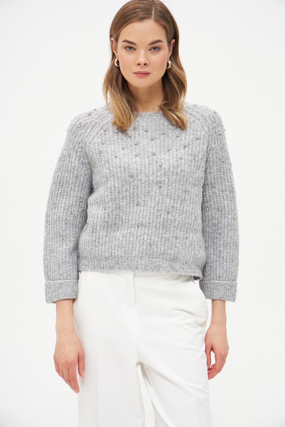 Пуловер Oui с бусинами серый