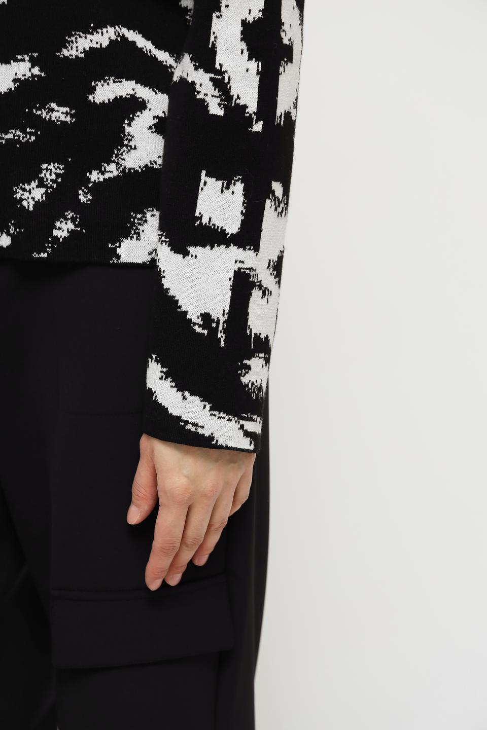 Пуловер Monari с принтом зебра