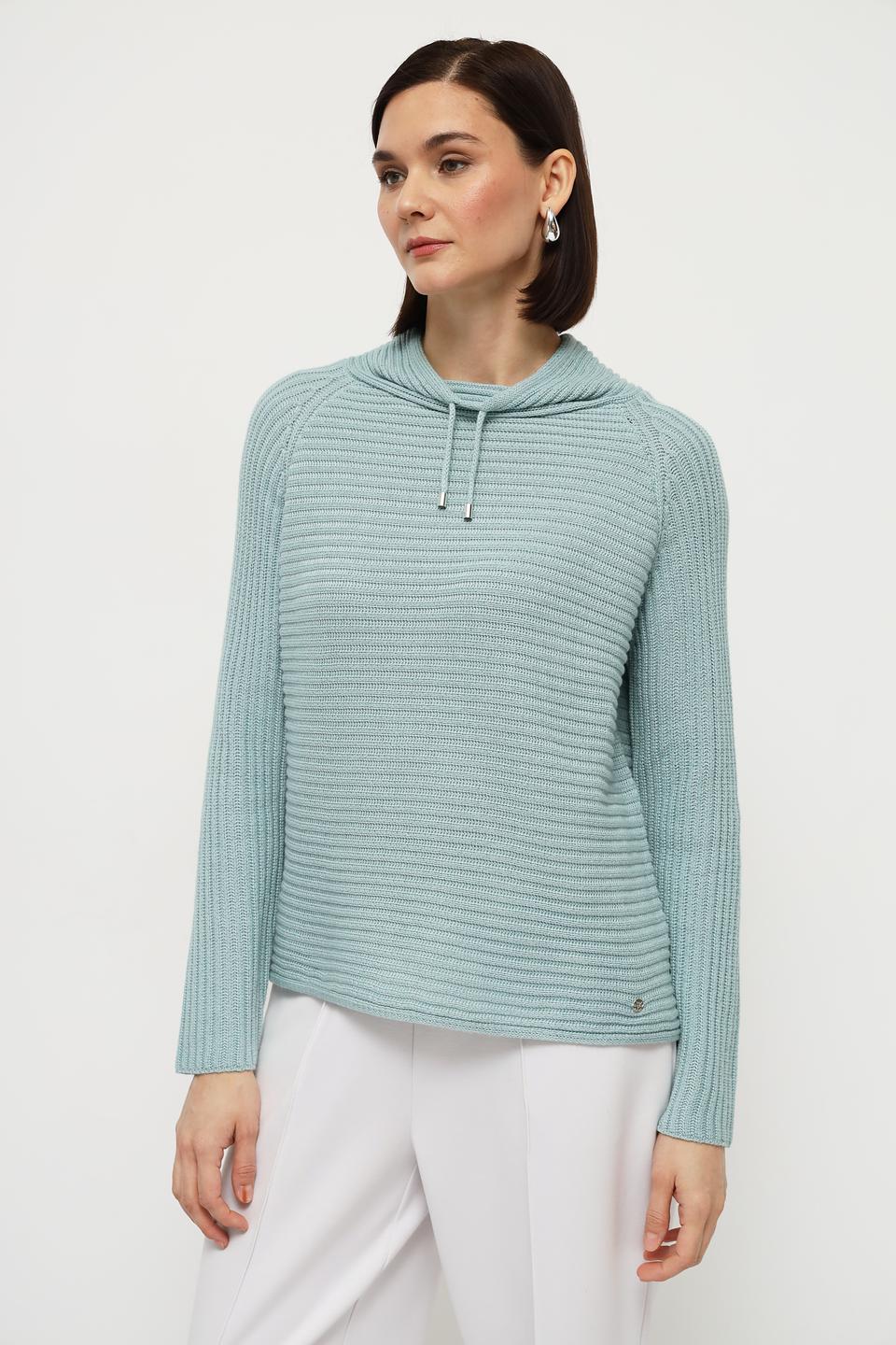 Пуловер Monari с воротником-хомутом мятный