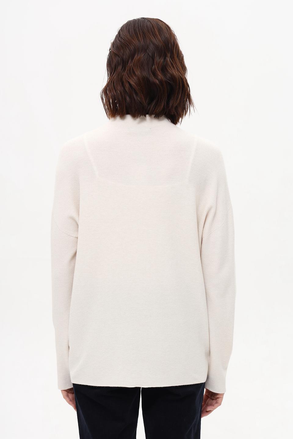 Пуловер Oui с горлом бежевый