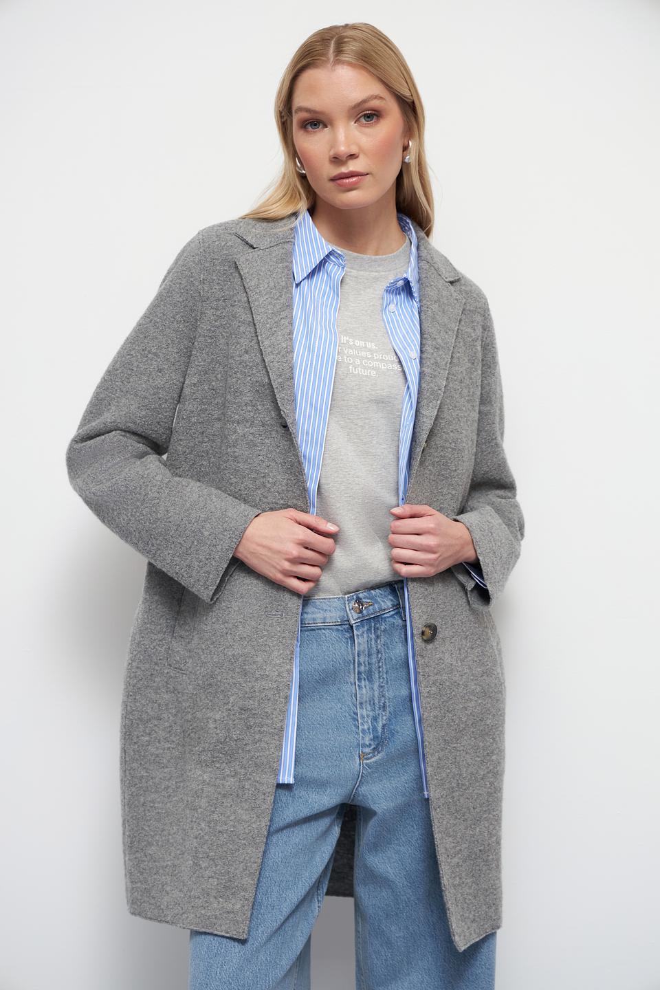 Пальто Oui серое шерстяное