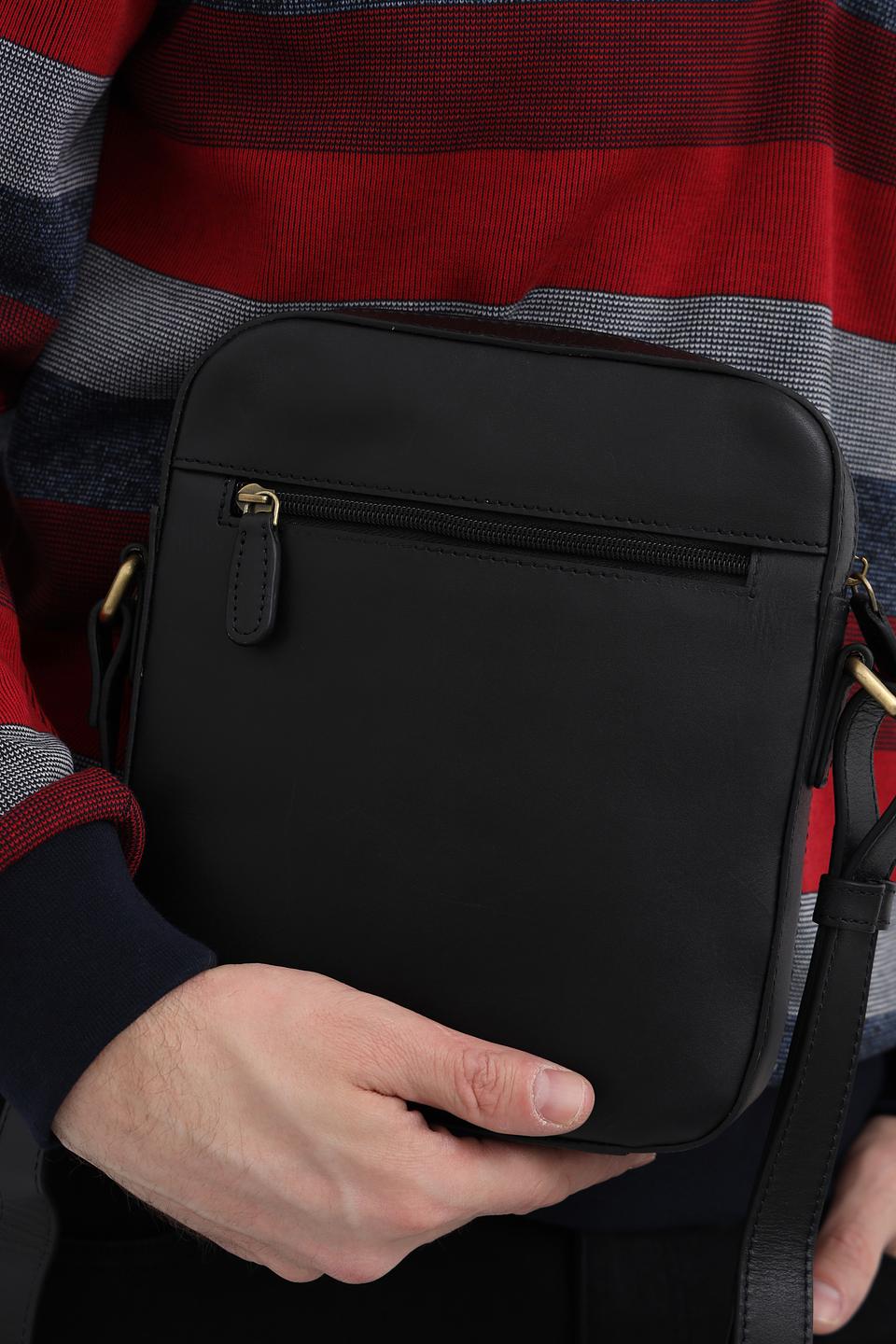 Сумка через плечо Bugatti ACC чёрная