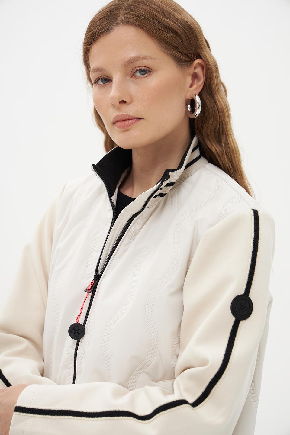 Куртка District с полосками белая