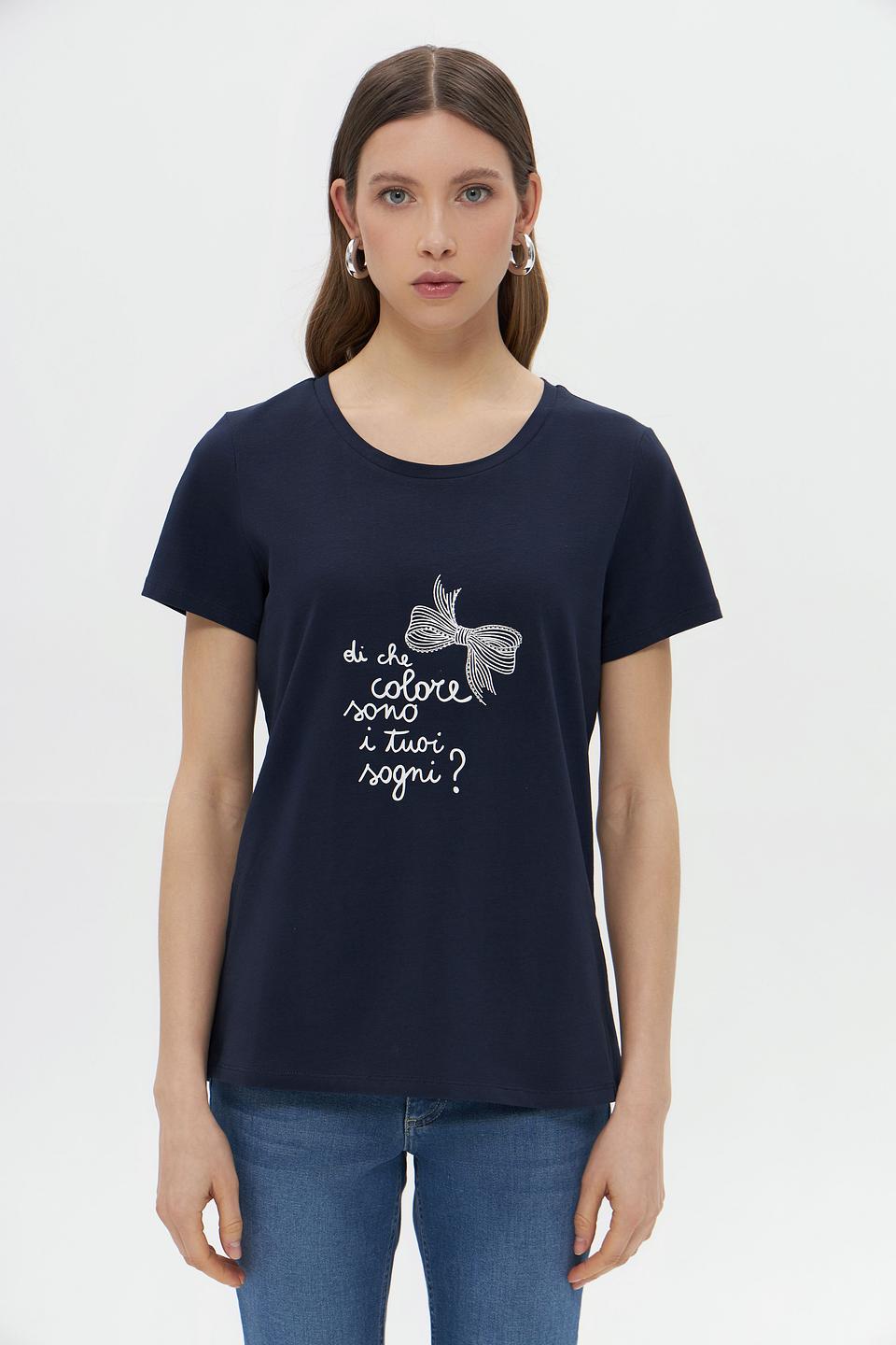 Футболка More and More с бантом