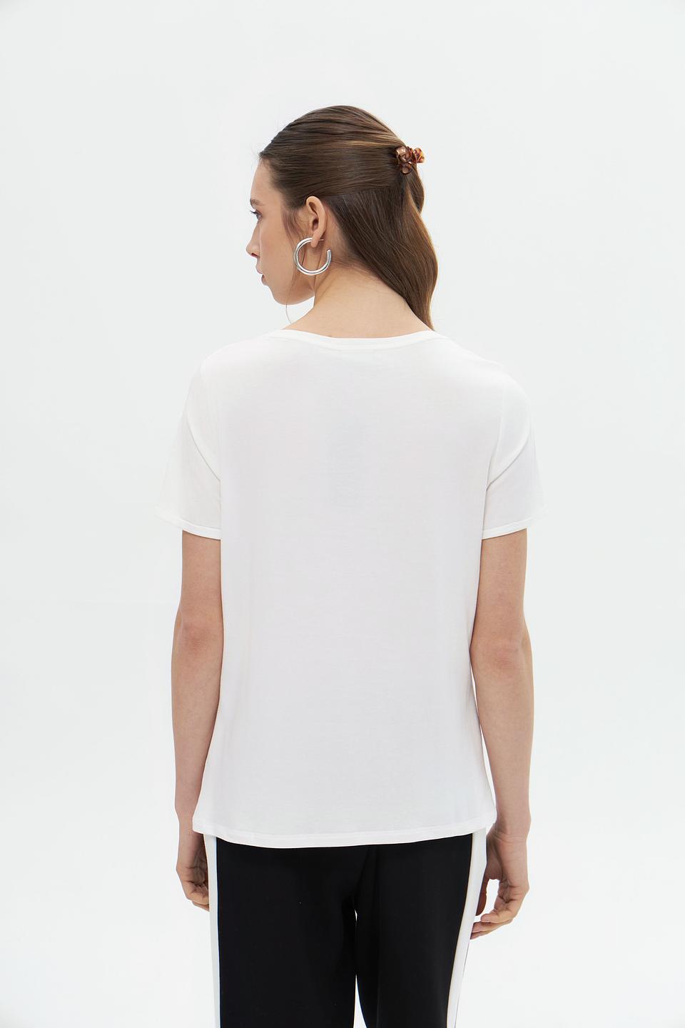 Футболка More and More с принтом