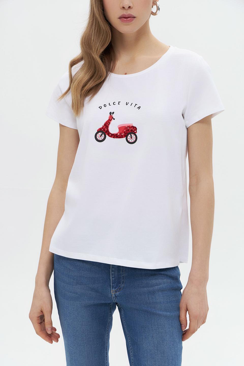 Футболка More and More с принтом