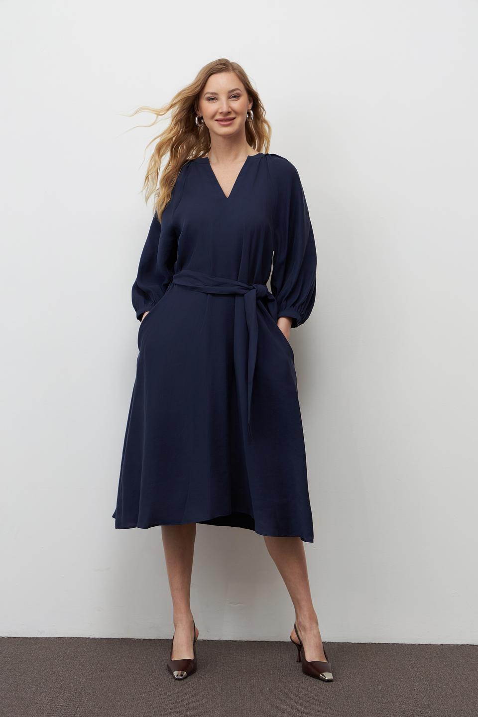 Платье Seidensticker темно-синее с поясом