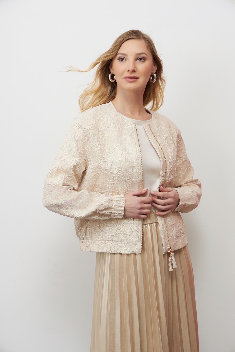 Жакет Lecomte с вышивкой бежевый