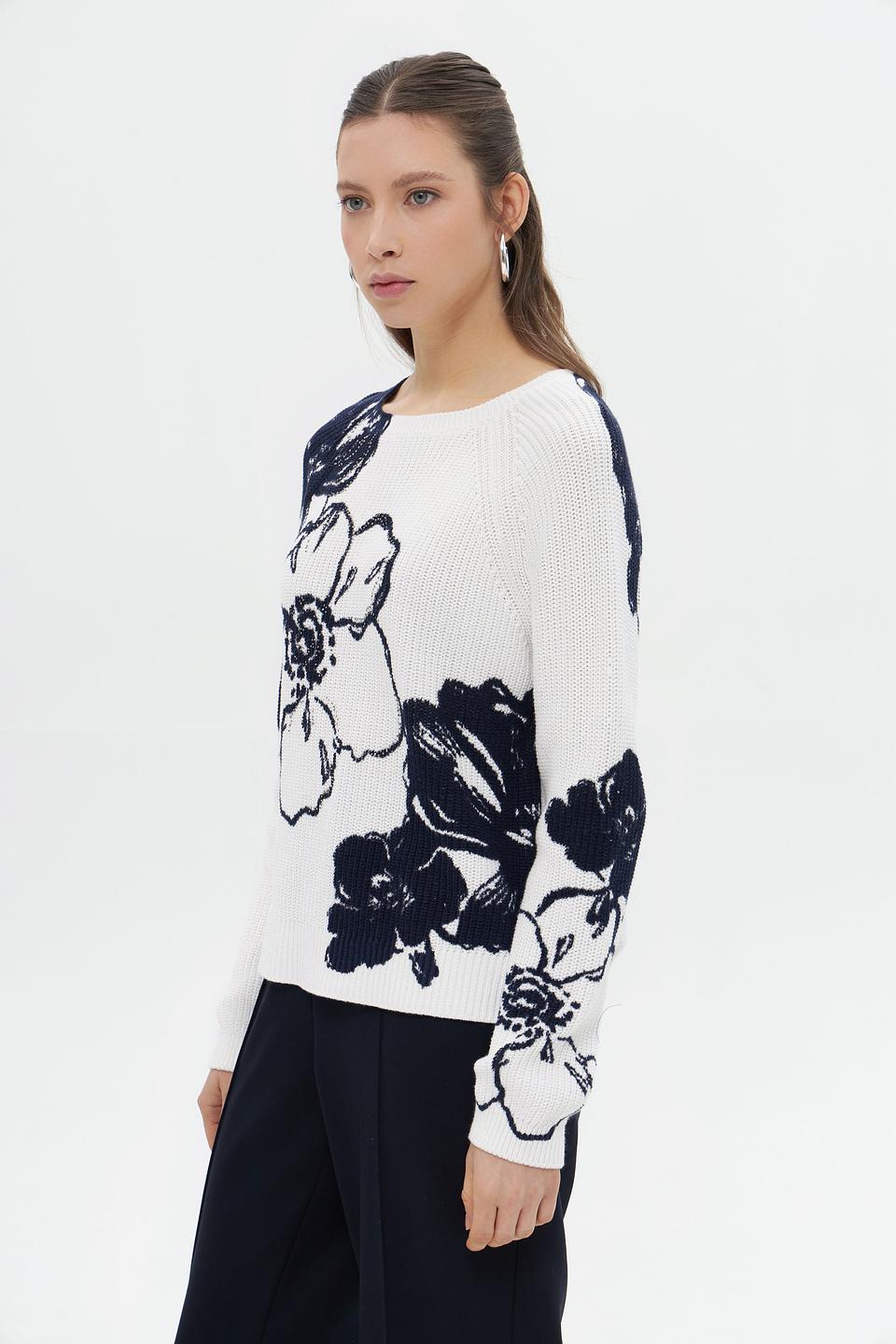 Пуловер Monari с цветочным принтом