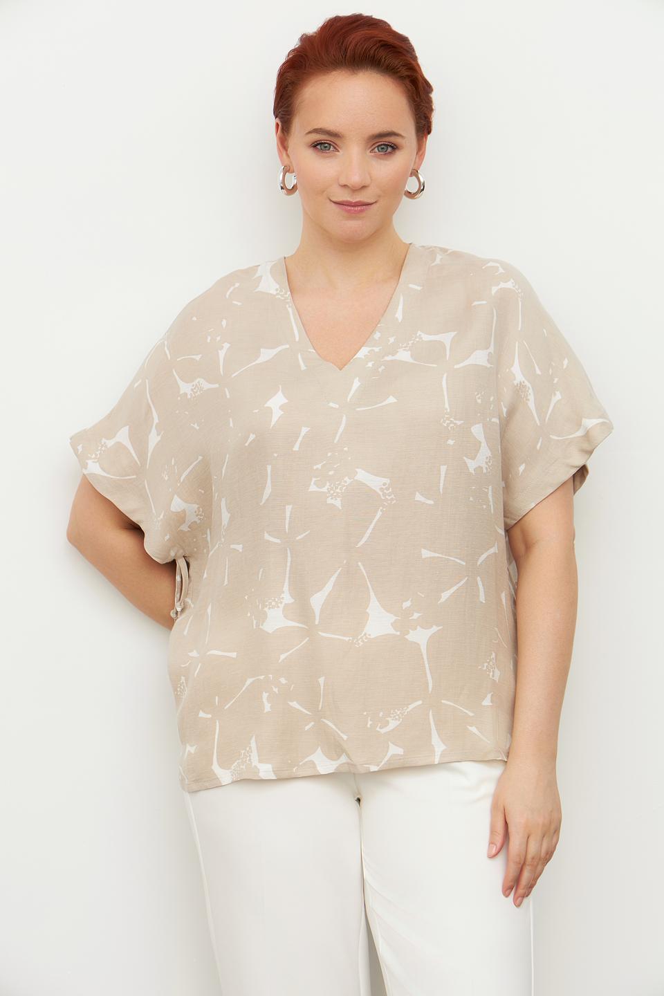 Блуза Margittes с принтом бежевая