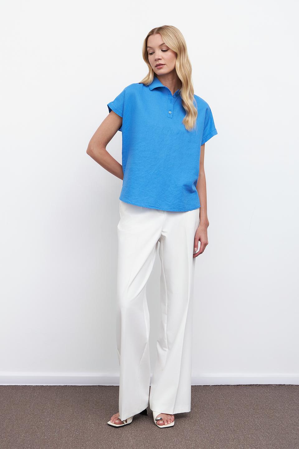 Блуза Pezzo голубая с воротником-поло