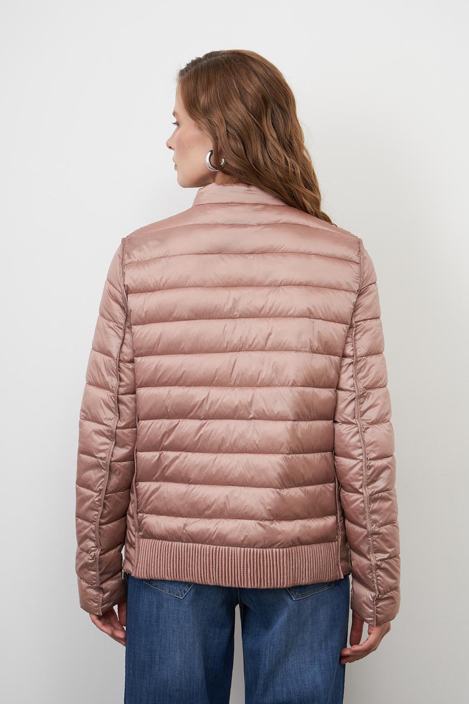 Куртка Pezzo стеганая пудровая