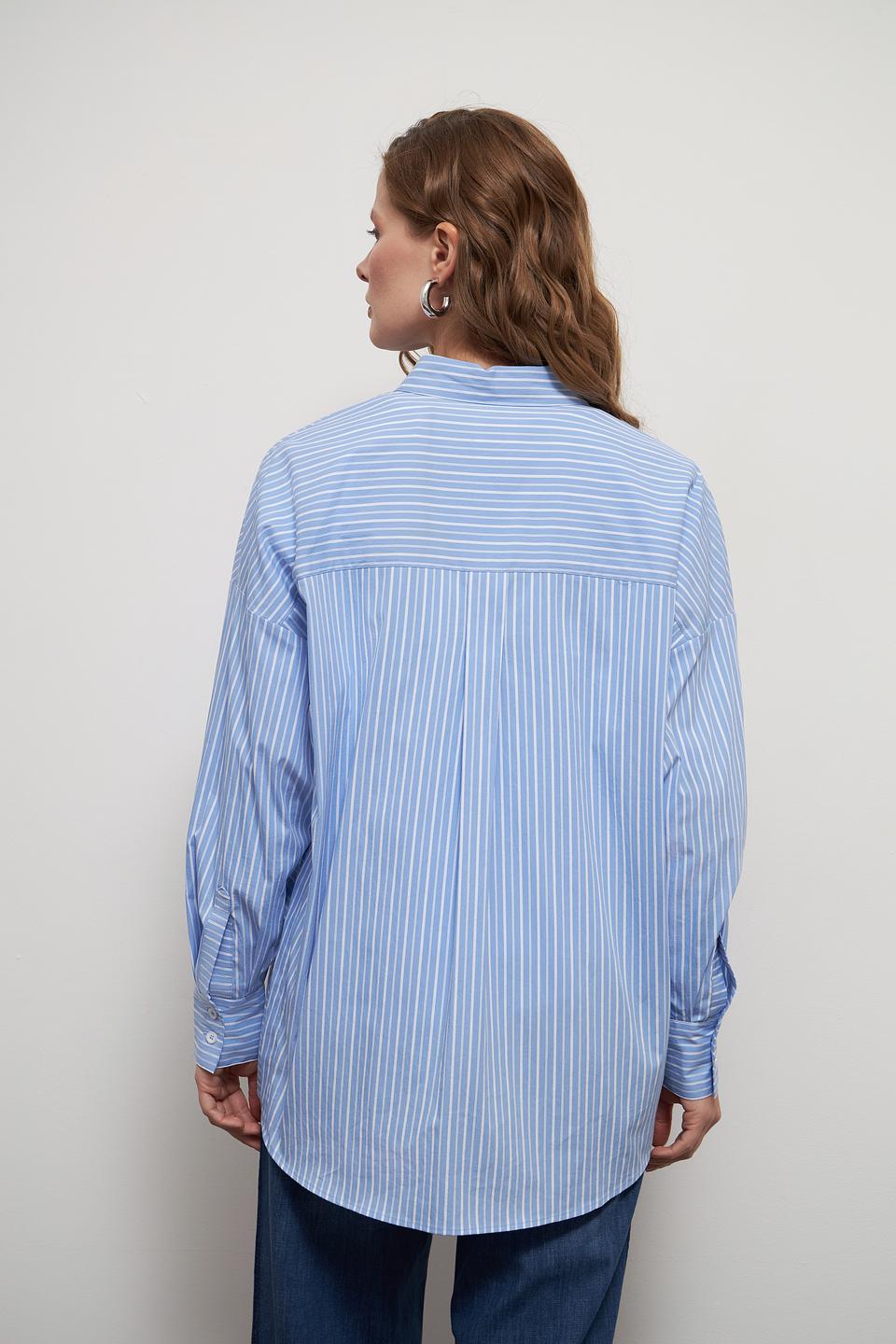 Рубашка Lecomte в полоску голубую