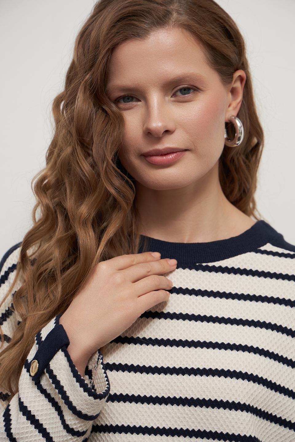 Пуловер Lecomte в полоску