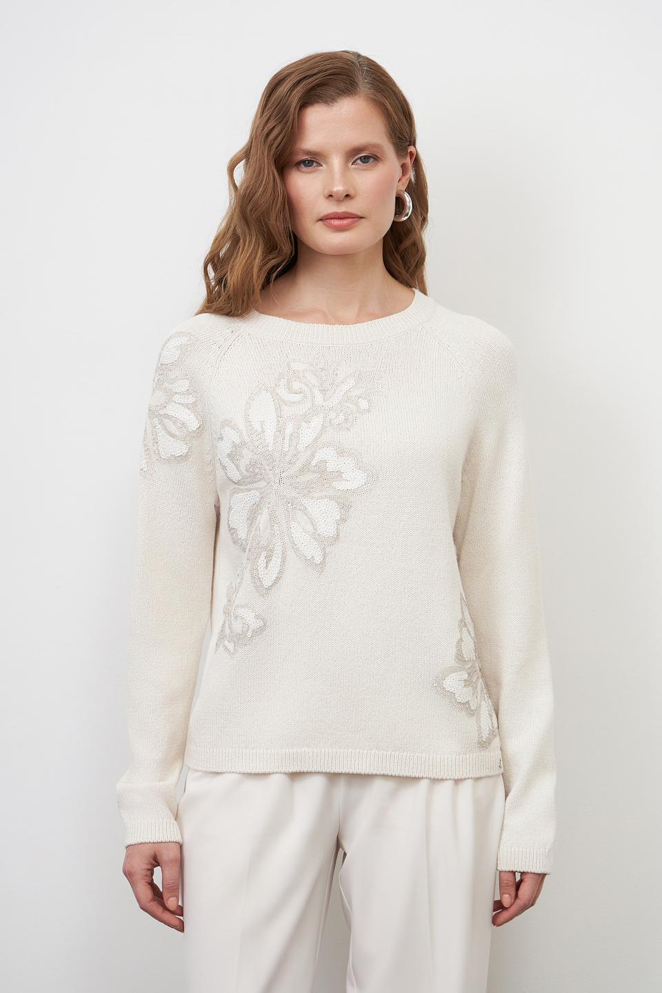 Пуловер Monari с цветами бежевый