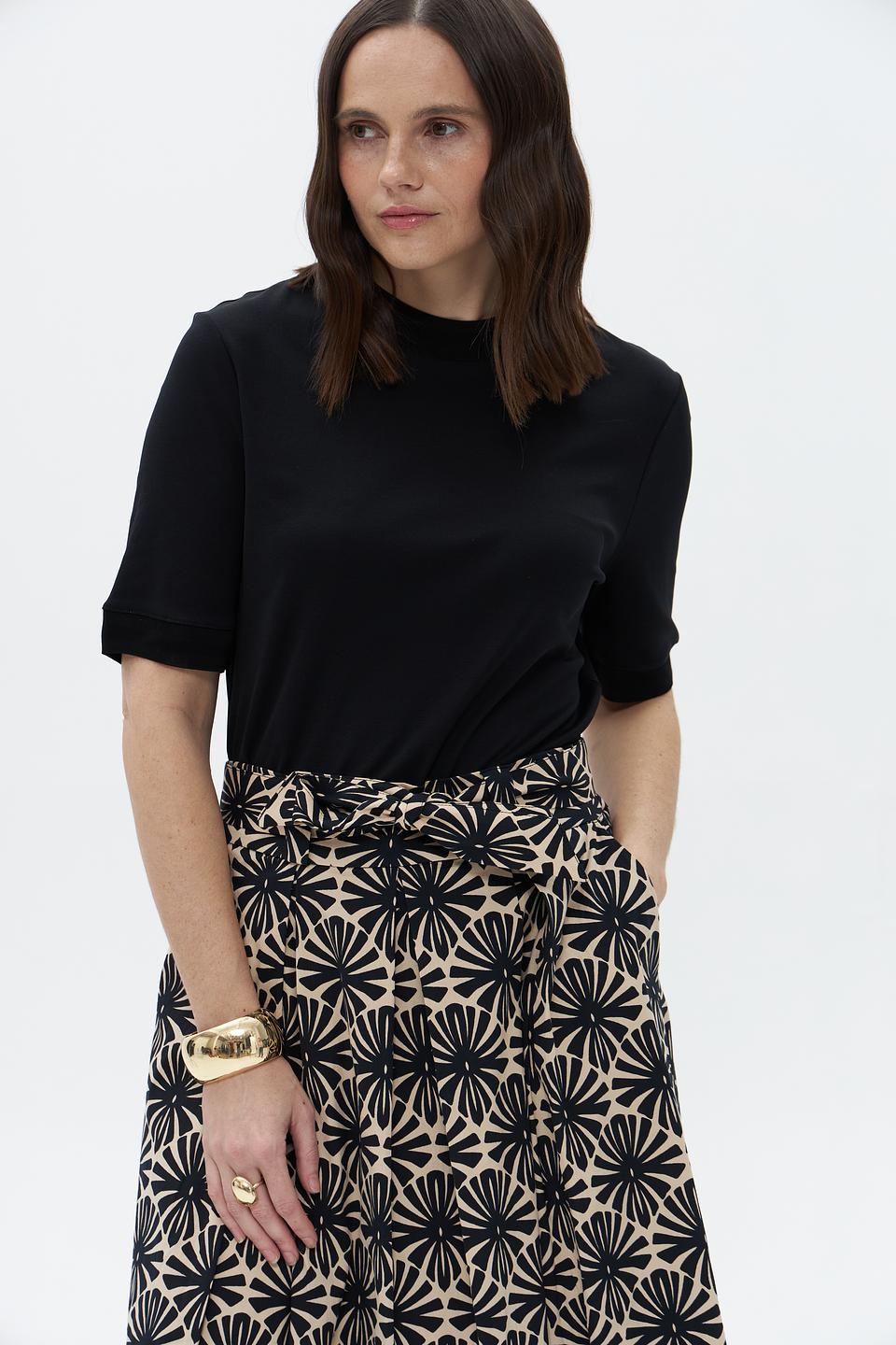 Футболка Marc Cain чёрная с коротким рукавом