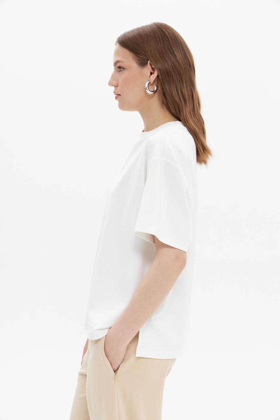 Футболка UNQ женская белая