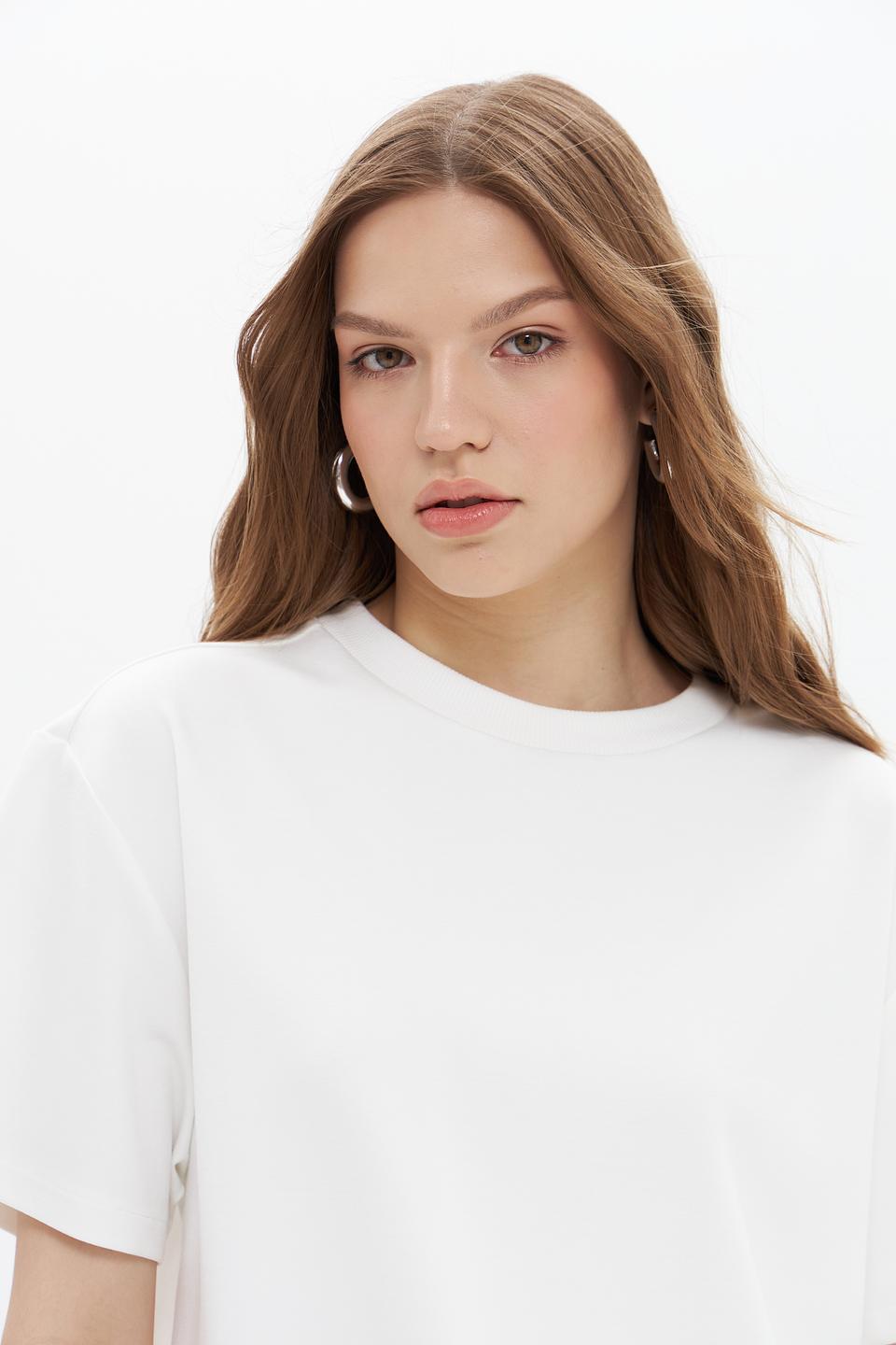 Футболка UNQ женская белая