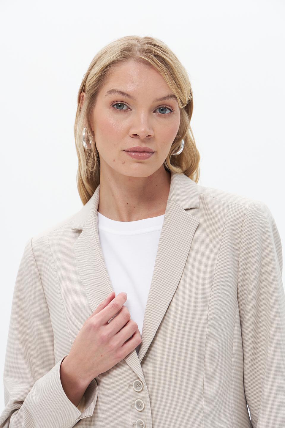 Жакет Bianca приталенный бежевый