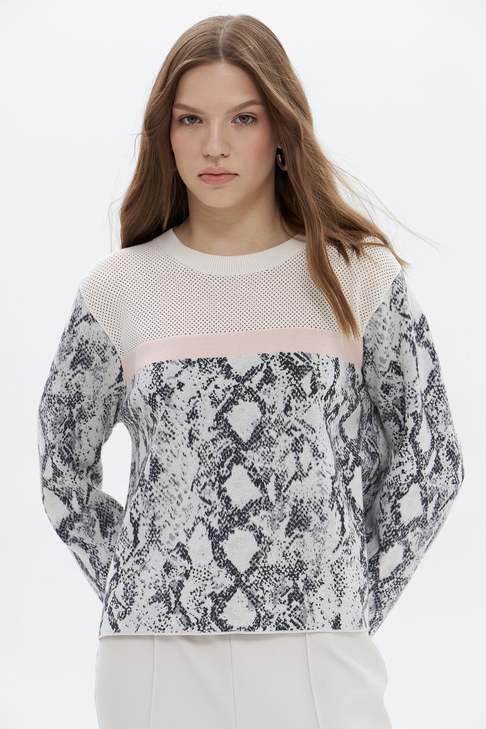 Пуловер Oui с принтом reptile