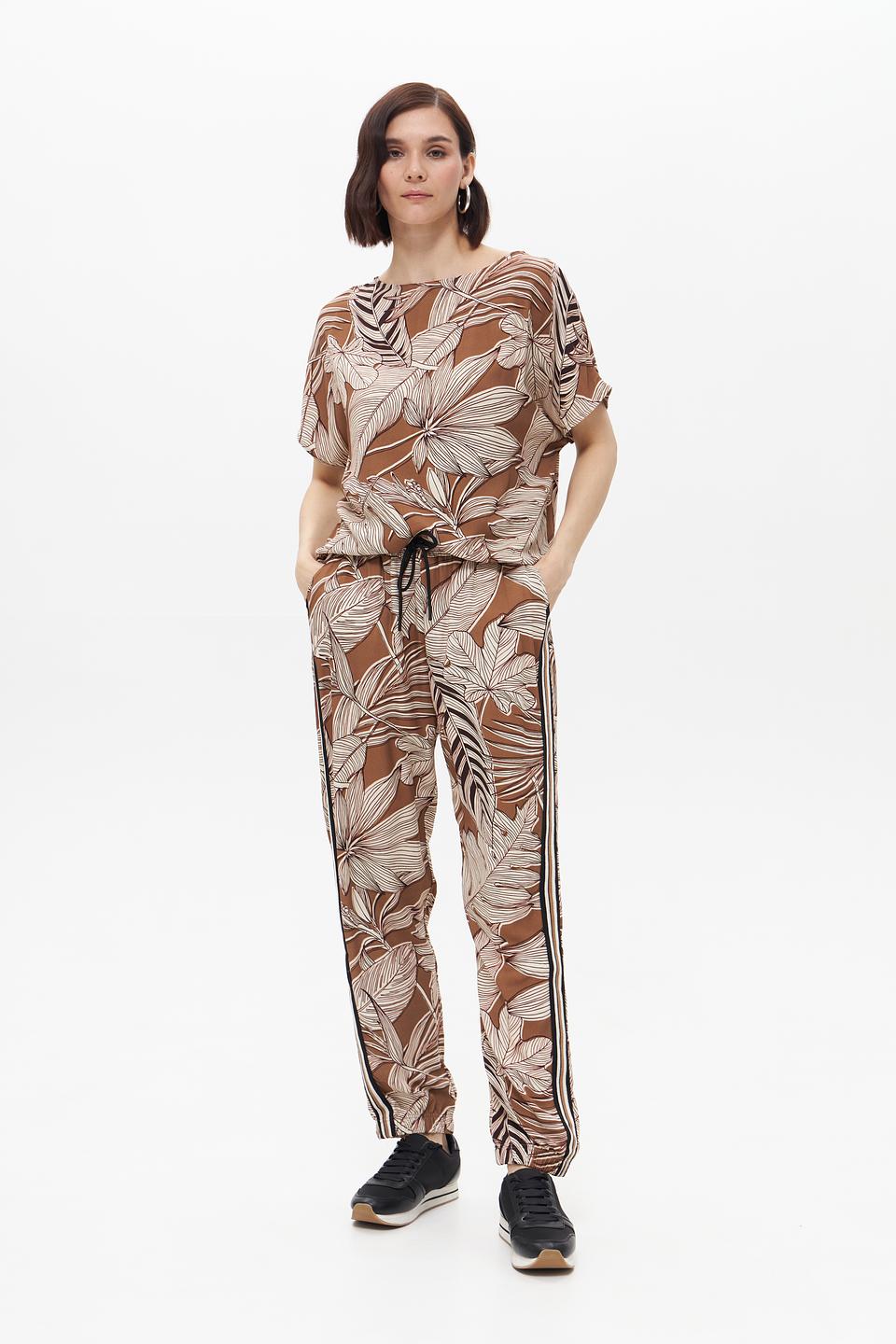 Брюки UNQ с принтом и полосками