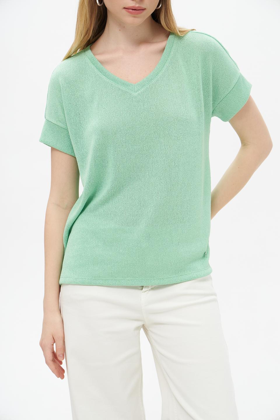 Пуловер Lecomte зелёный V-образный