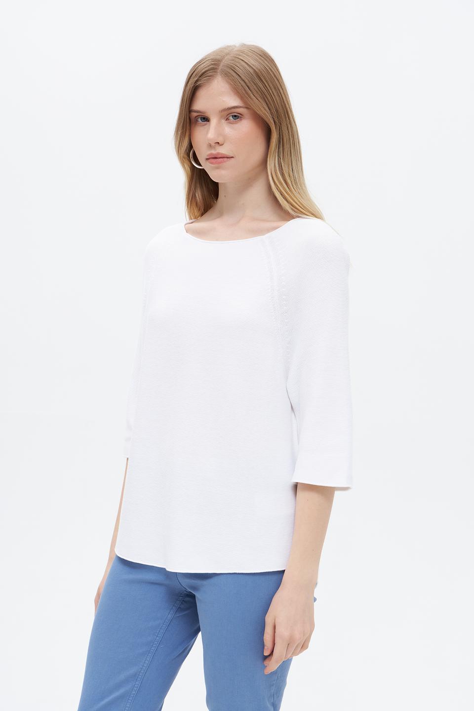 Пуловер Oui женский белый с 3/4 рукавом