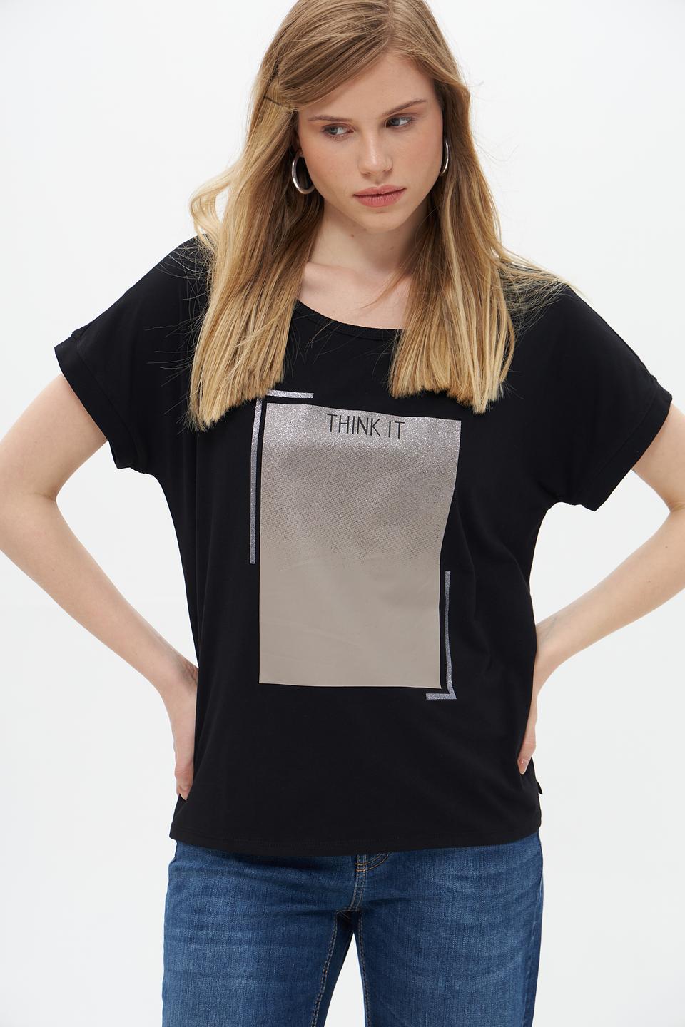 Футболка Pezzo с принтом Think It