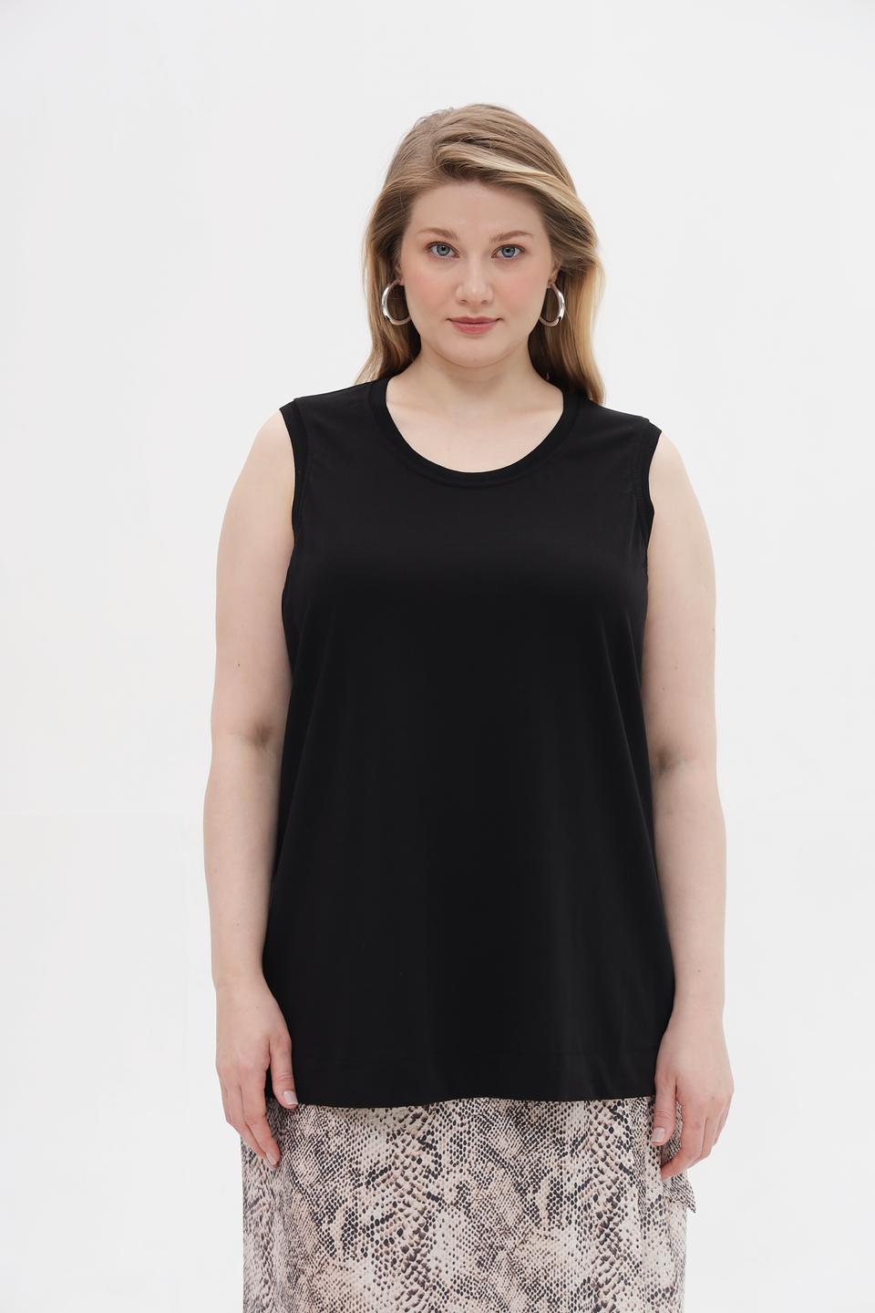 Топ Margittes чёрный базовый