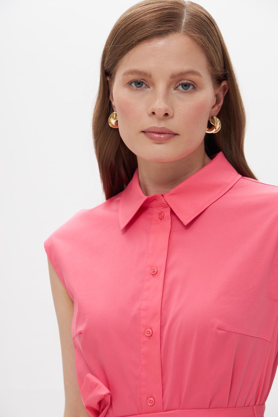 Платье Catnoir приталенное коралловое