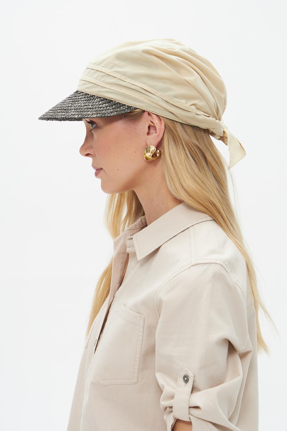 Кепка Seeberger с козырьком бежевая